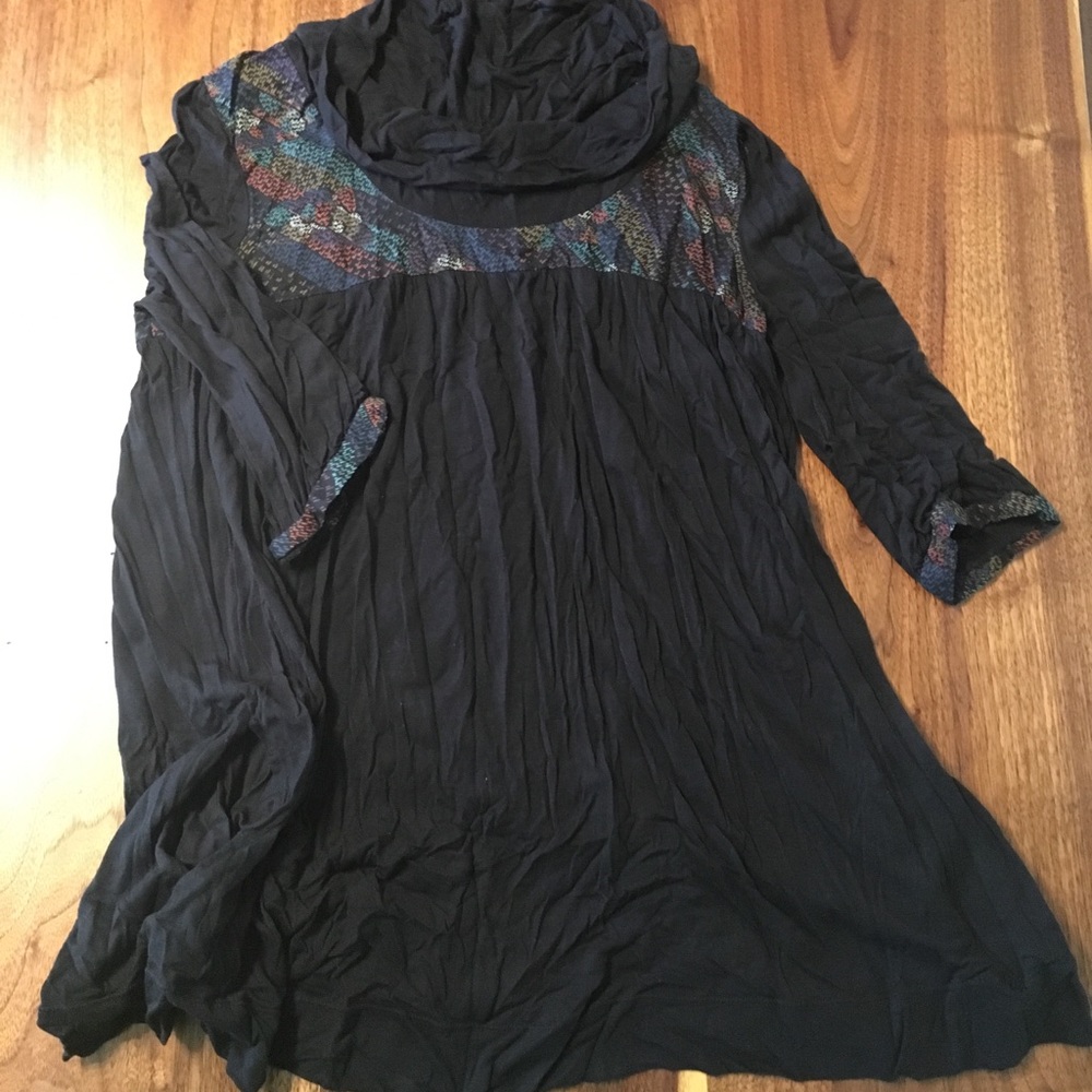 Maternity turtle neck tunic